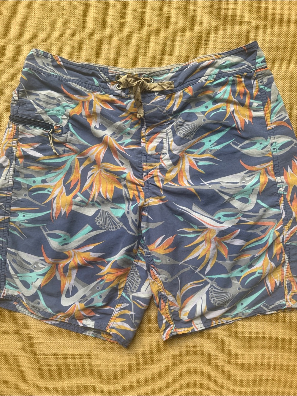 EUC Patagonia Printed Wavefarer® Board Shorts - 18’’